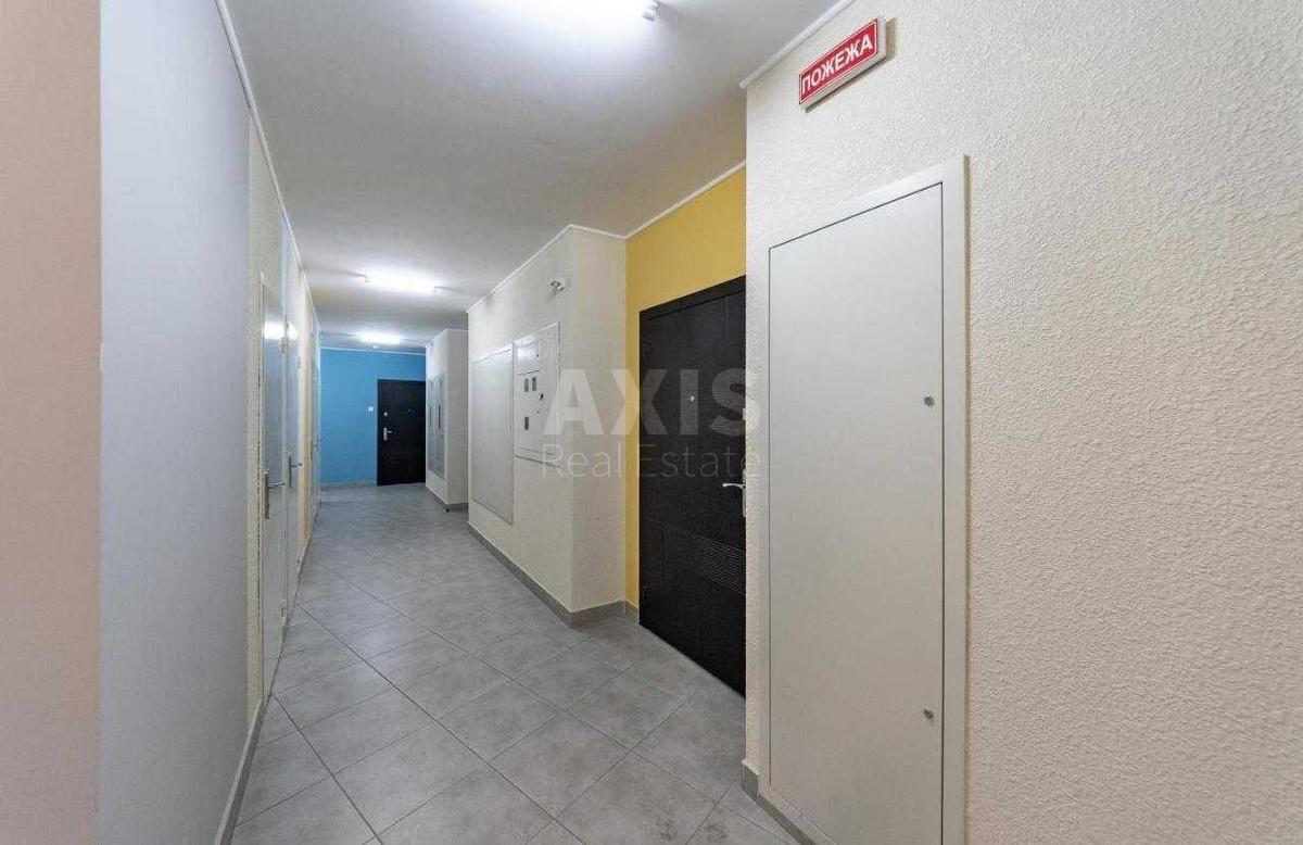2k apartment vul. Oleny Pchilky 11