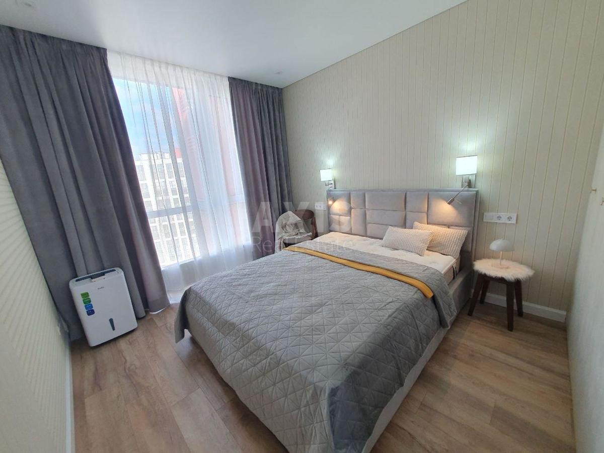1k apartment vul. Oleksandra Olesja 105