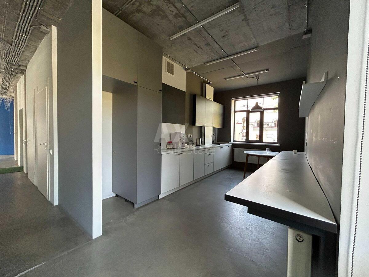 Office vul. Vozdvyzhens'ka 51, 650m25984211
