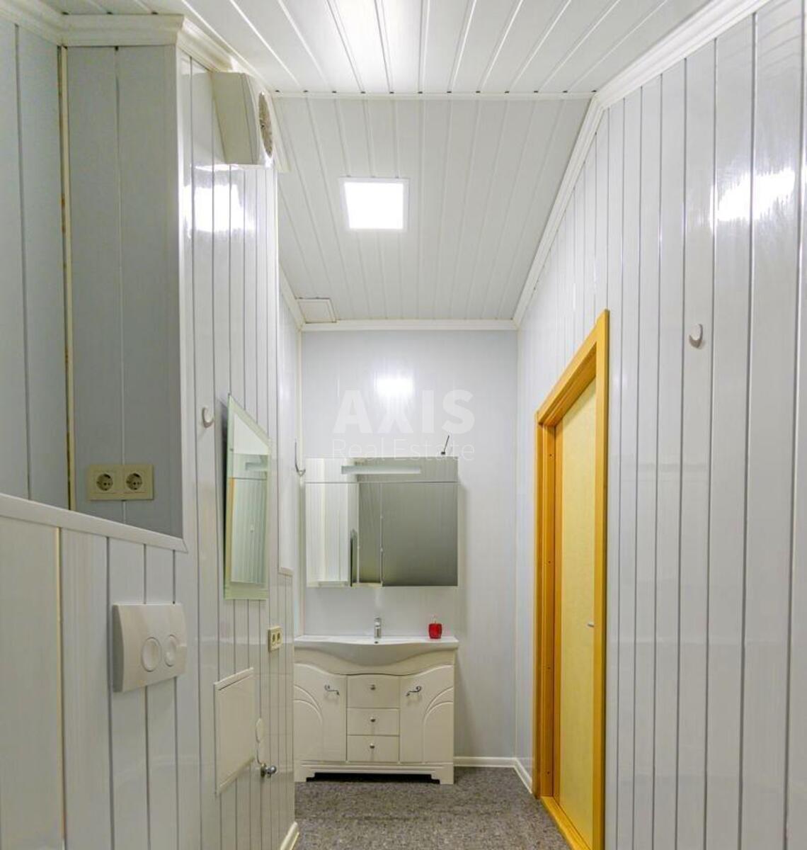 Офис бул. Дружбы Народов 26/1, 200м2600975