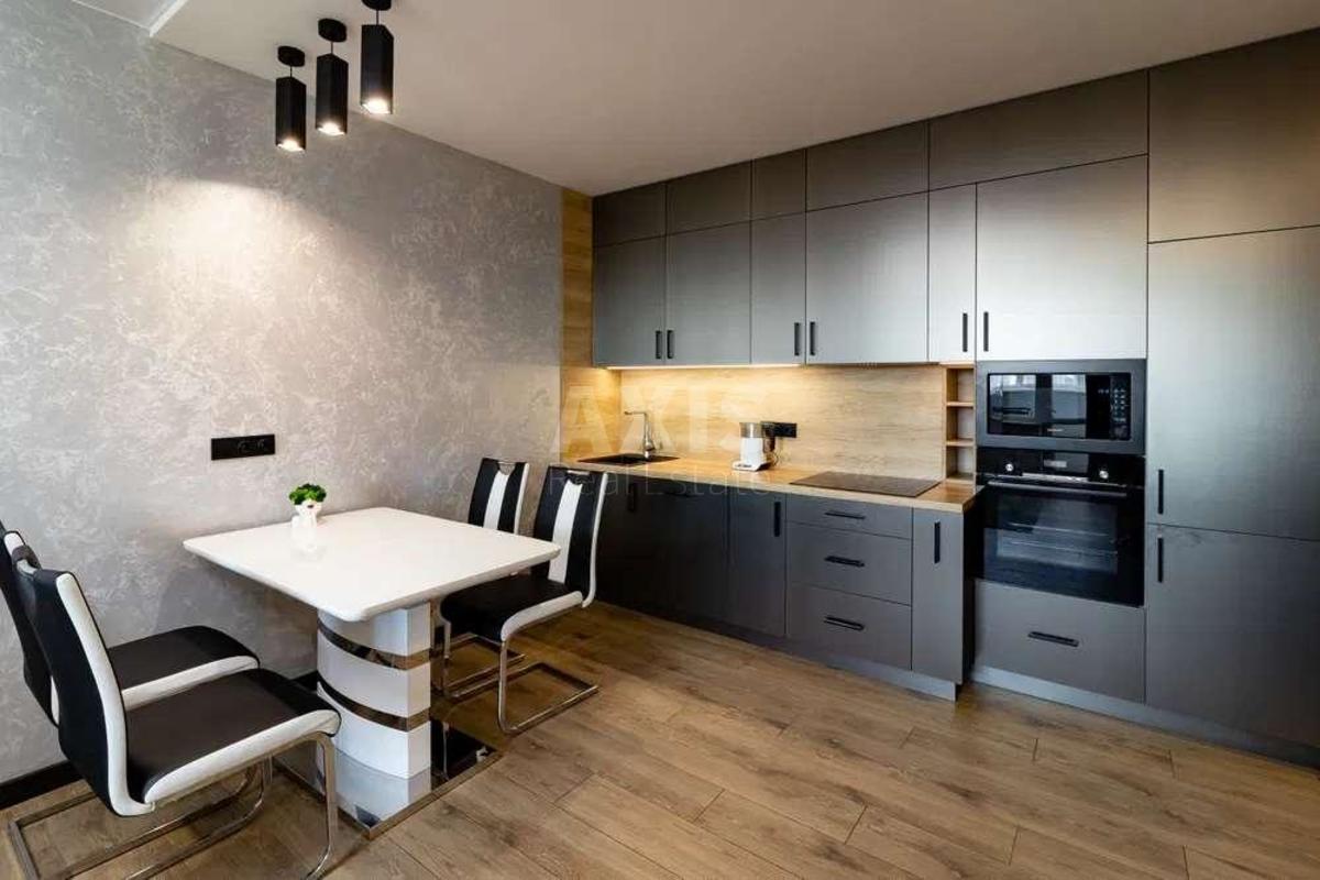2k apartment vul. Jaroslaviv Val 19