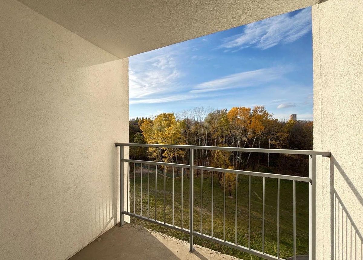 1k apartment uzv. Lysogirs'kyj 26А4