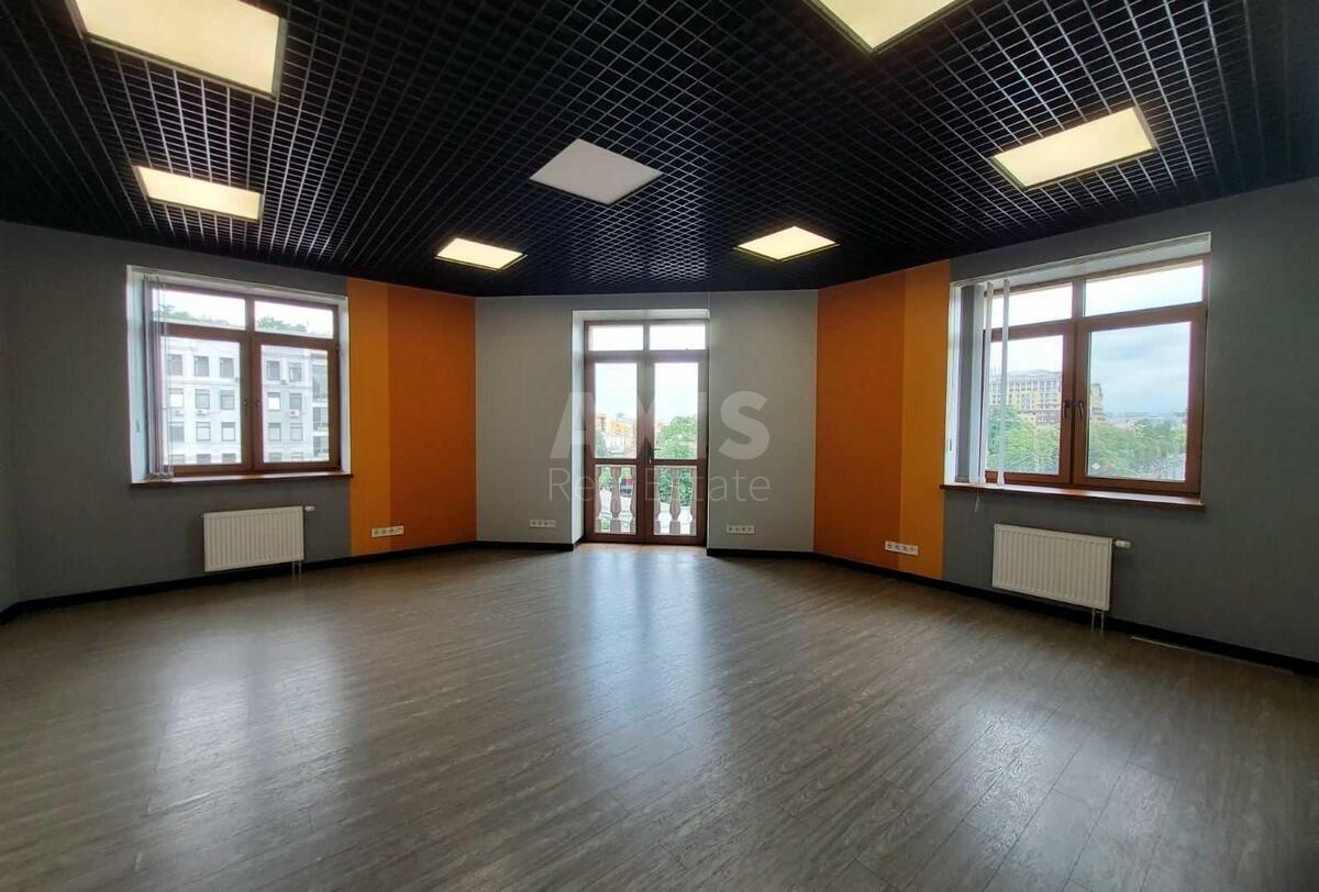 Office vul. Verhnij Val 10, 706m2
