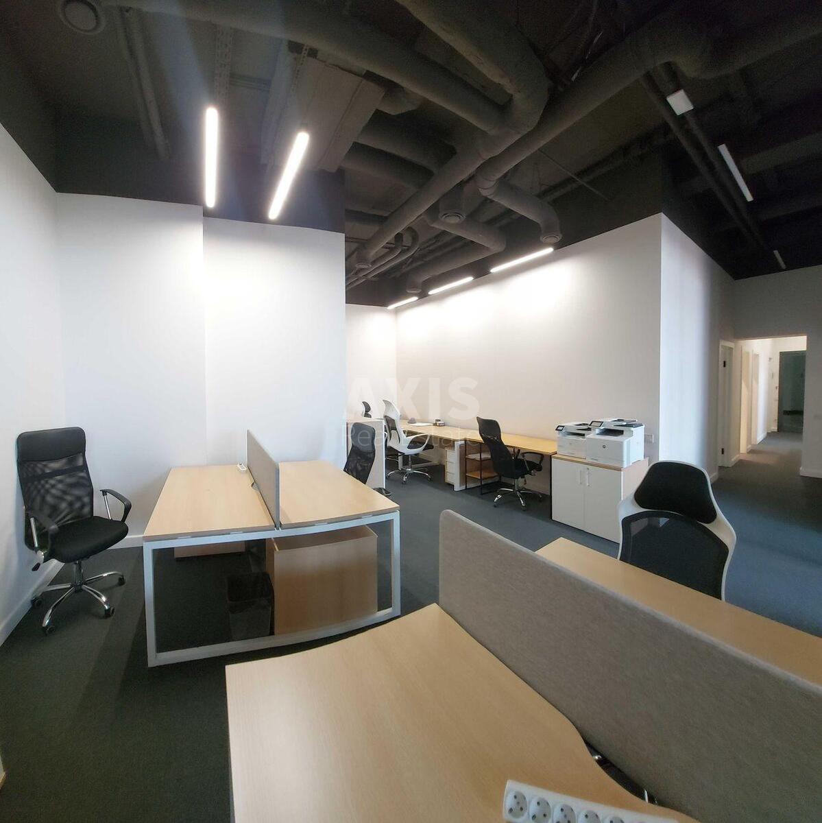 Office prov. Ryl's'kyj 4, 153m26
