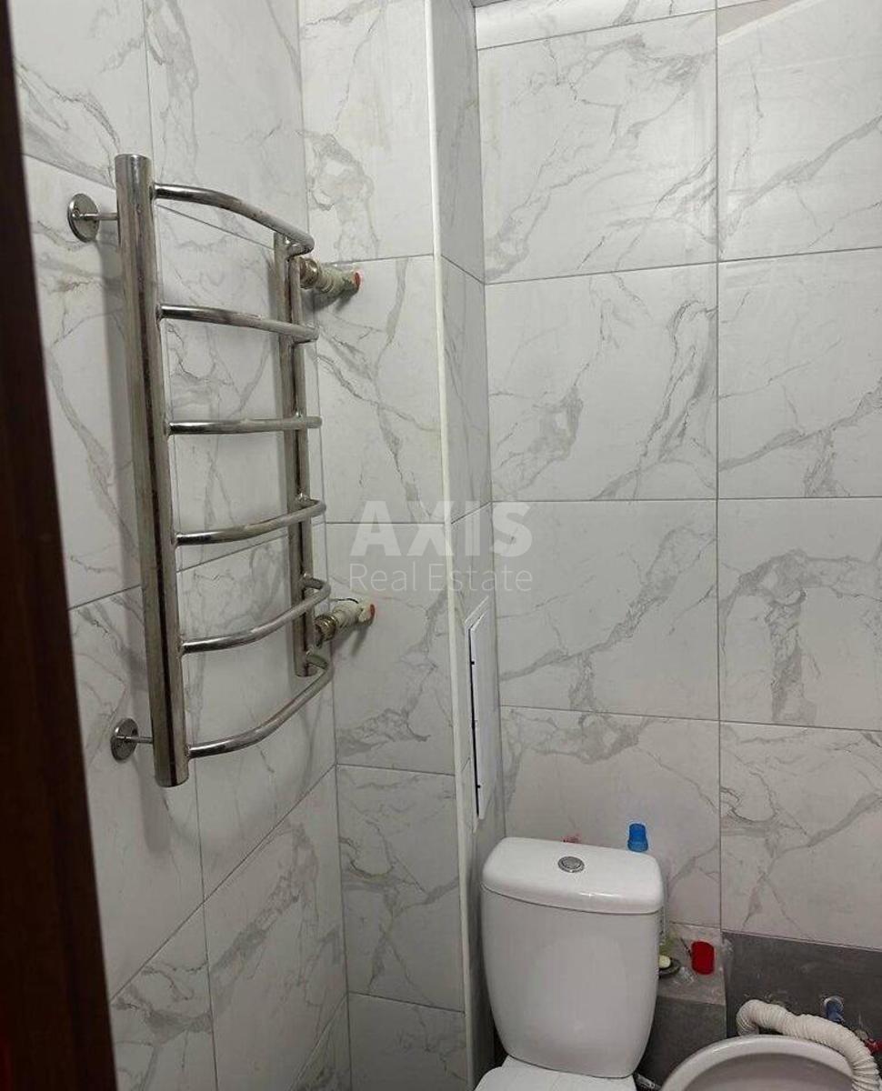 1k apartment vul. Zholudjeva 30