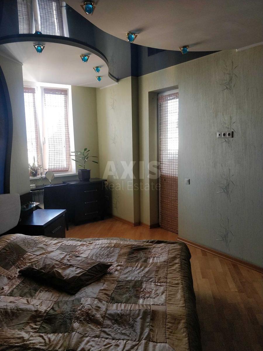 3k apartment vul. Knjazhyj Zaton 215