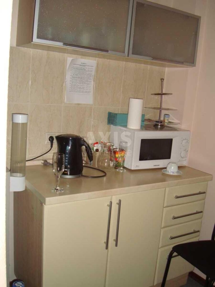Office vul. Saksagans'kogo 28, 90m2565849