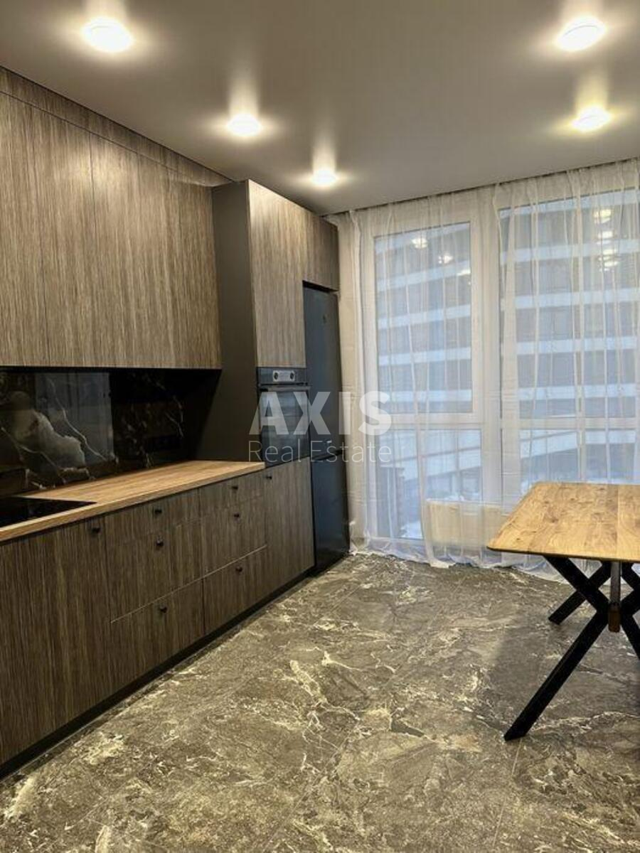 3k apartment nab. Dniprovs'ka 15д4