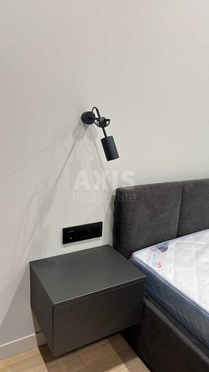 1k apartment vul. Rodyny Kristeriv 207