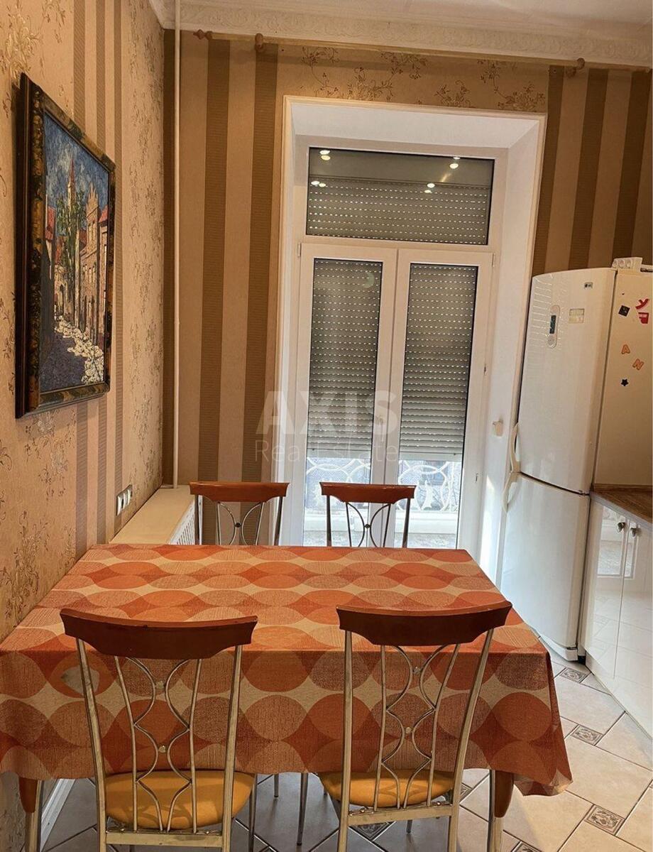 5k apartment vul. Skoropads'kogo Pavla 19/13