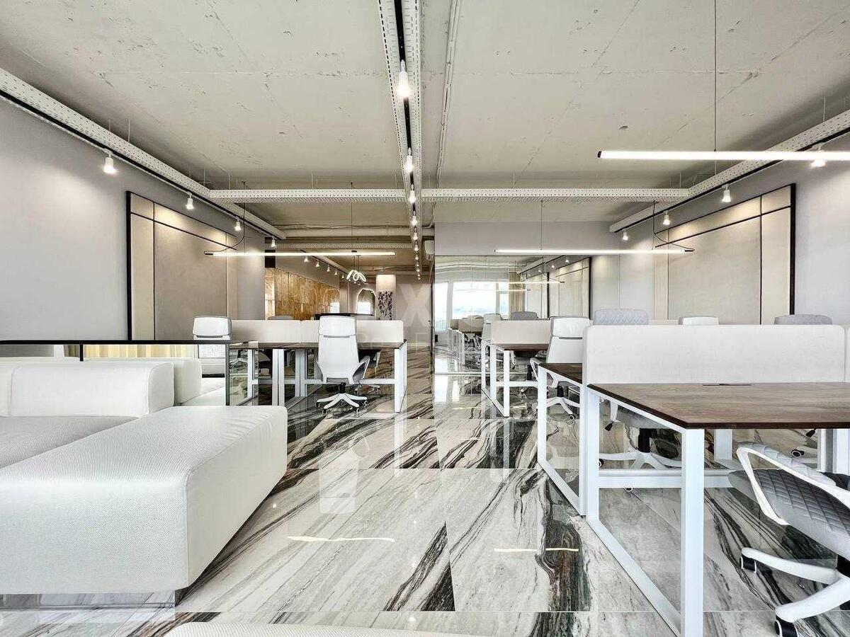 Office uzv. Klovs'kyj 7, 270m26213718