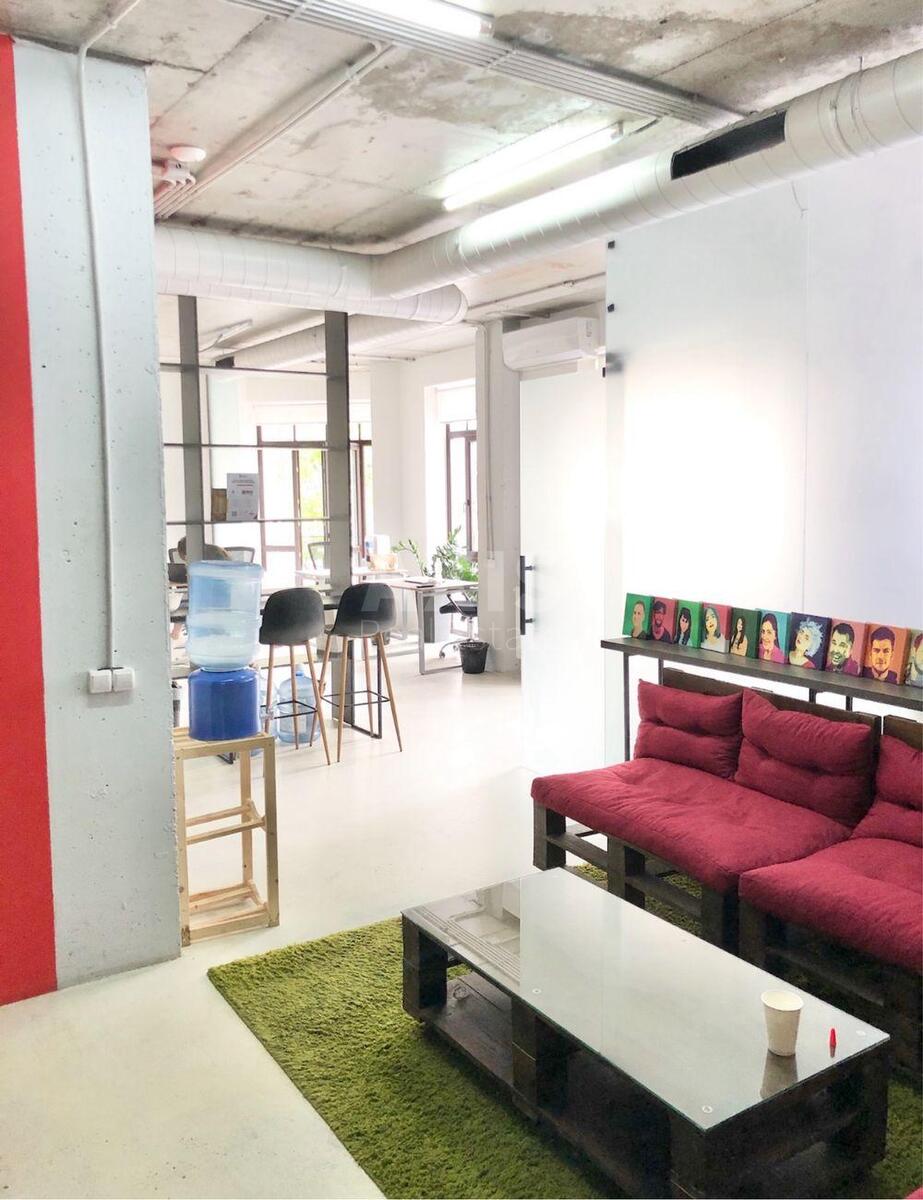 Office vul. Vozdvyzhens'ka 51А, 130m2621552