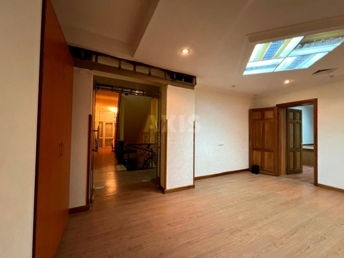 Office vul. Saksagans'kogo 67Б, 1738m2634132