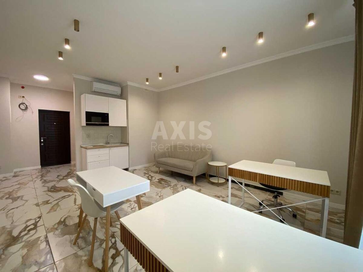 Office vul. Zhyljans'ka 68, 50m22