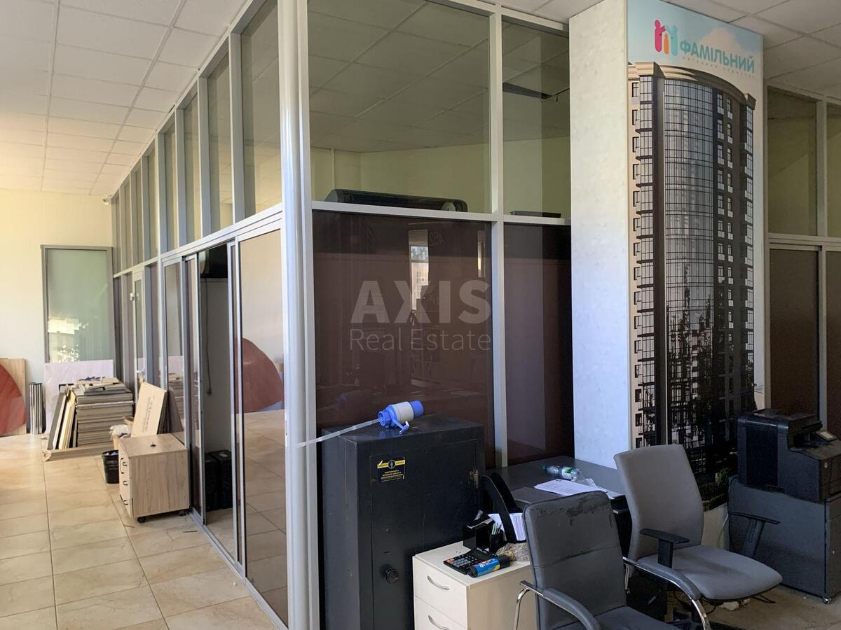Office vul. Okipnoi' Rai'sy 8, 204m2587133