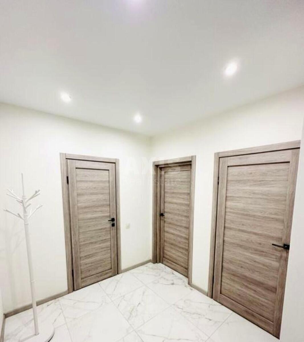 3k apartment vul. Glybochyc'ka 13/6631798