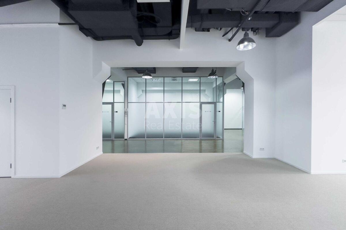 Office vul. Ohtyrs'ka 7, 700m20