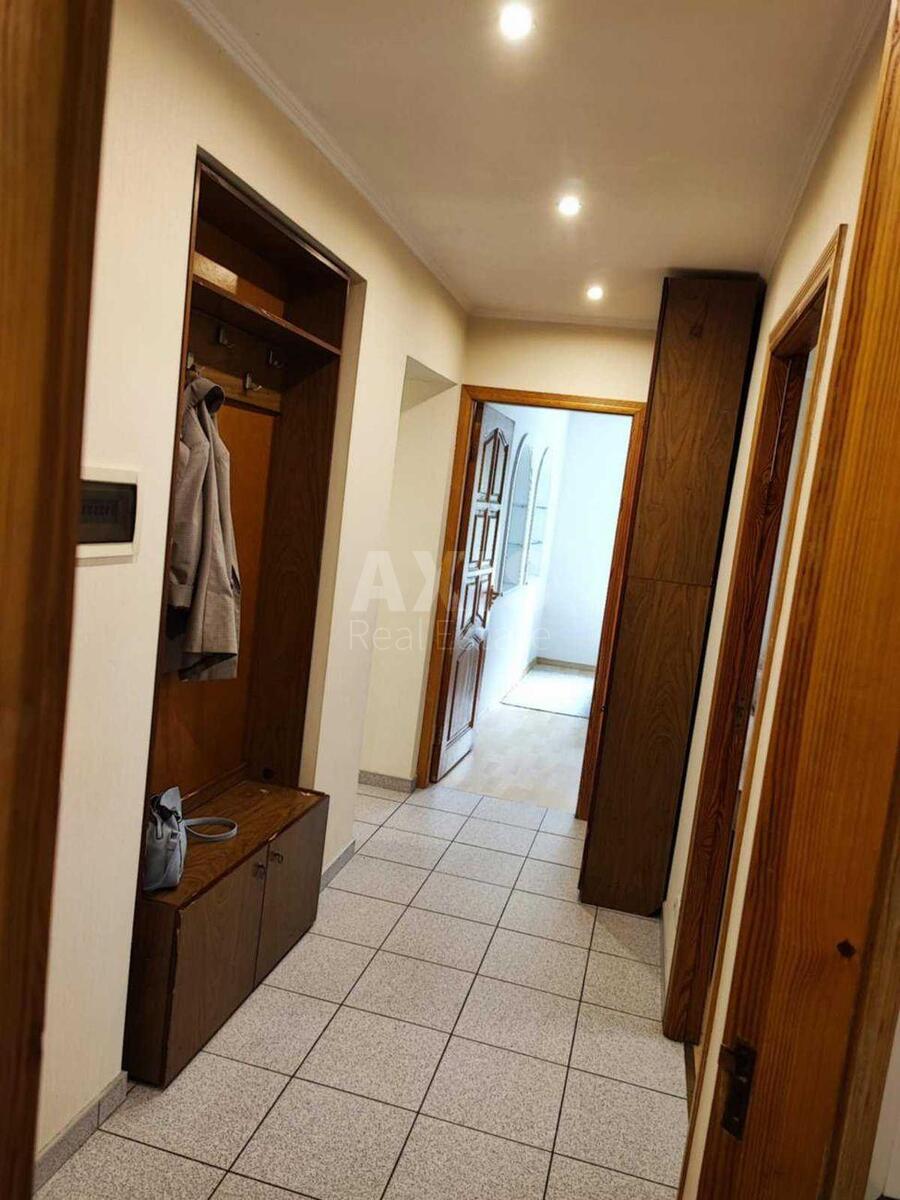 3k apartment vul. Predslavyns'ka 142