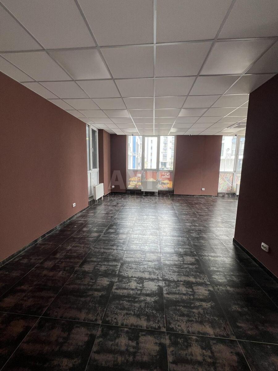Trade object vul. Central'na 19, 95m25