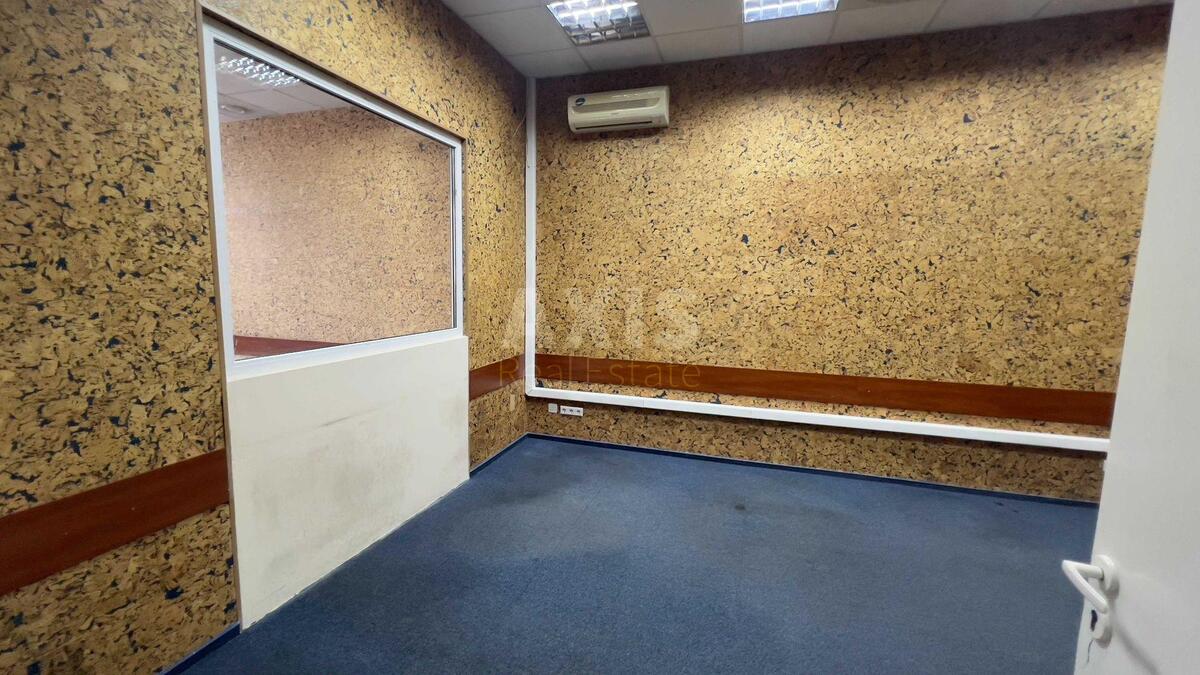 Office vul. Bul'varno-Kudrjavs'ka 13, 60m22