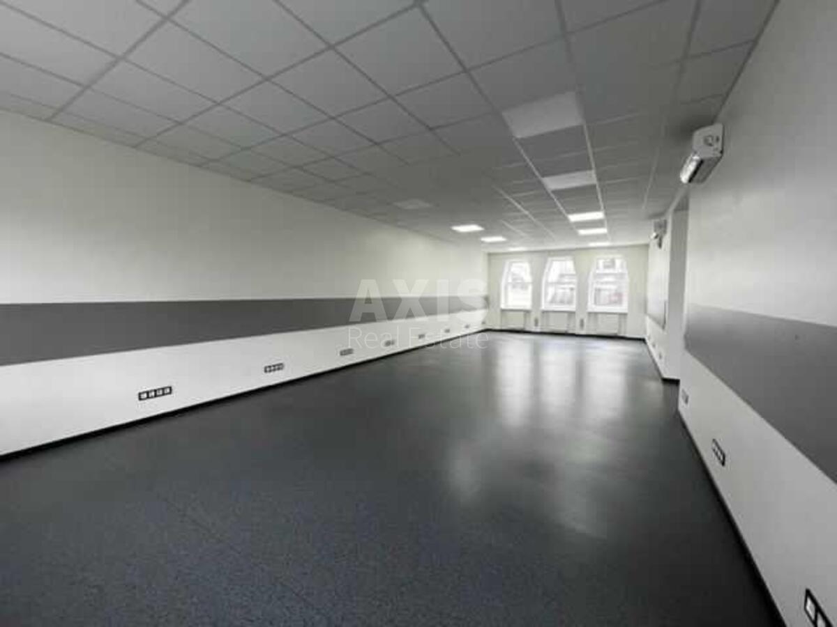 Office vul. Vozdvyzhens'ka 51А, 152m20