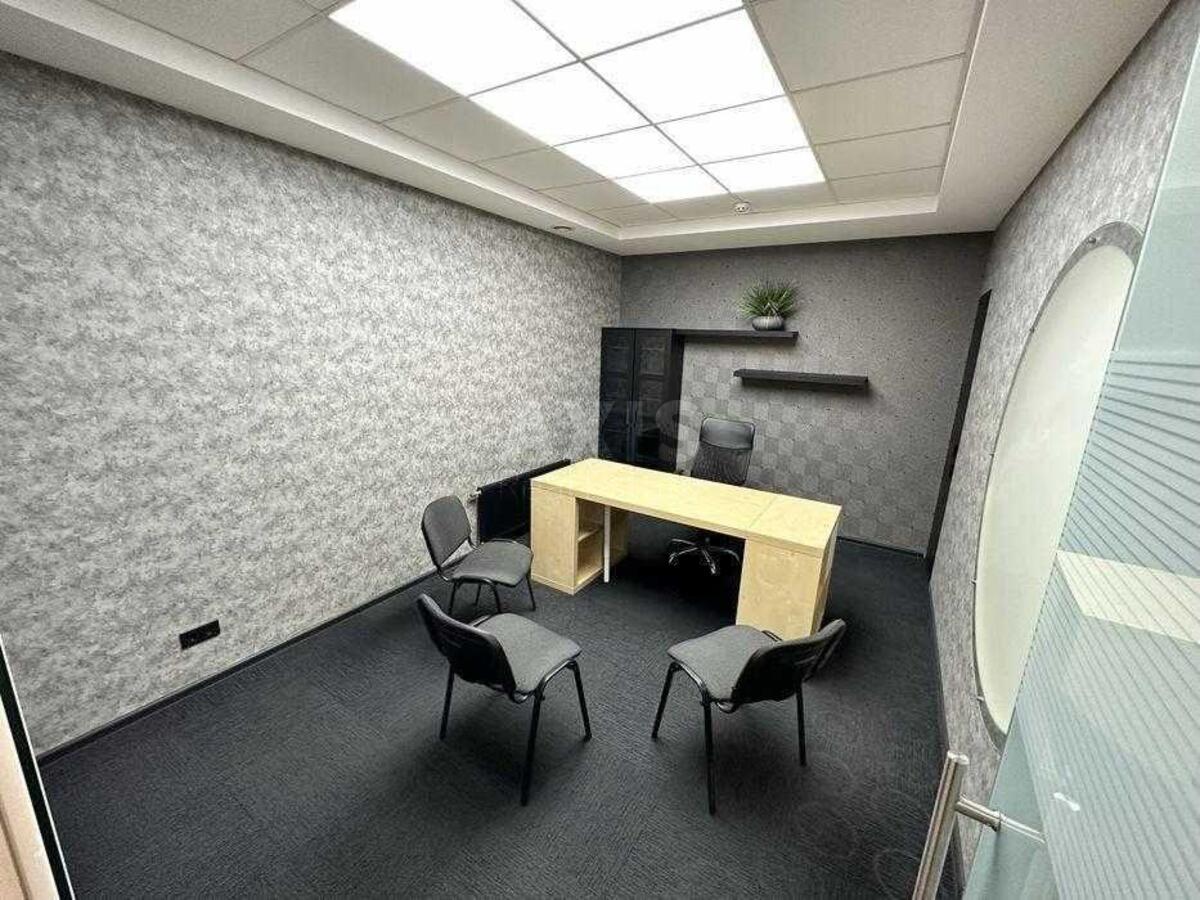 Офис ул. Евгения Коновальца 32Б, 100м26