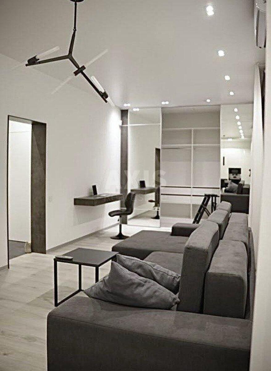 1k apartment vul. Barbjusa Anri 28А598034