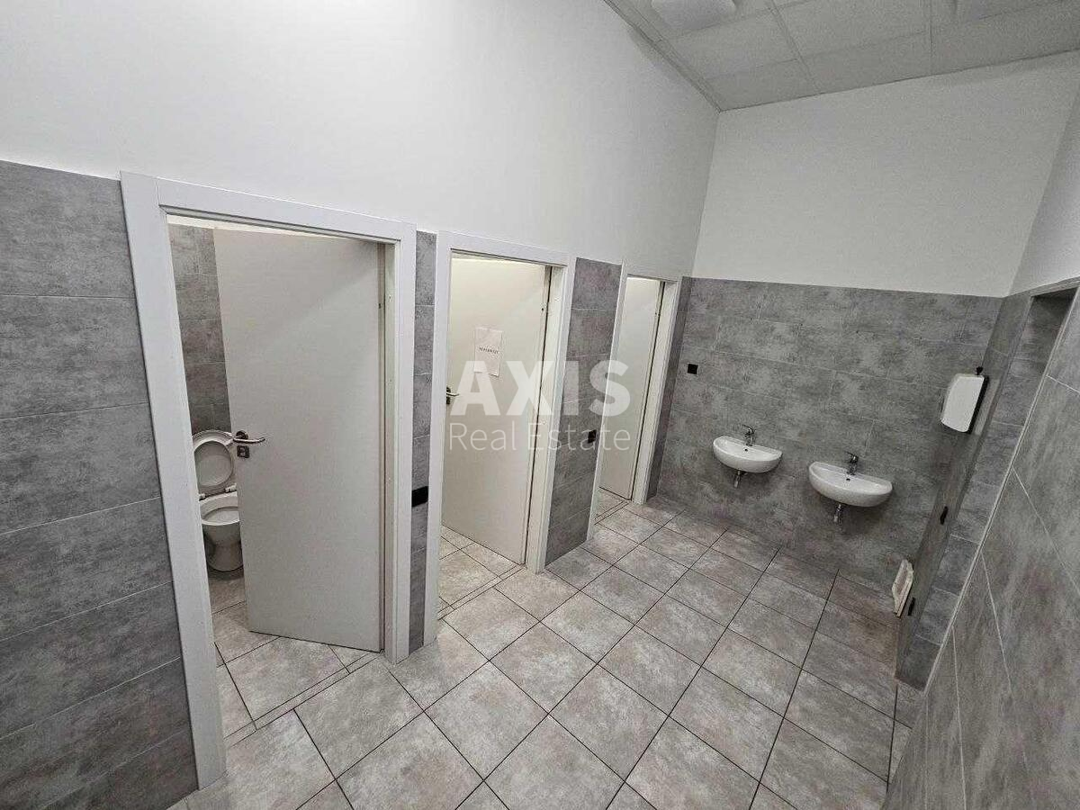 Office vul. Borshhagivs'ka 154, 891m2575359