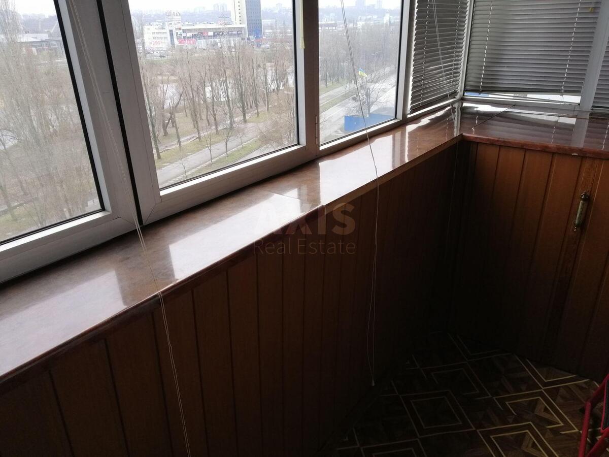 2k apartment vul. Pryozerna 126411015