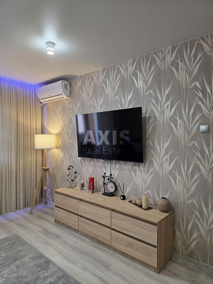 1k apartment vul. Oleksandra Makhova 1615571