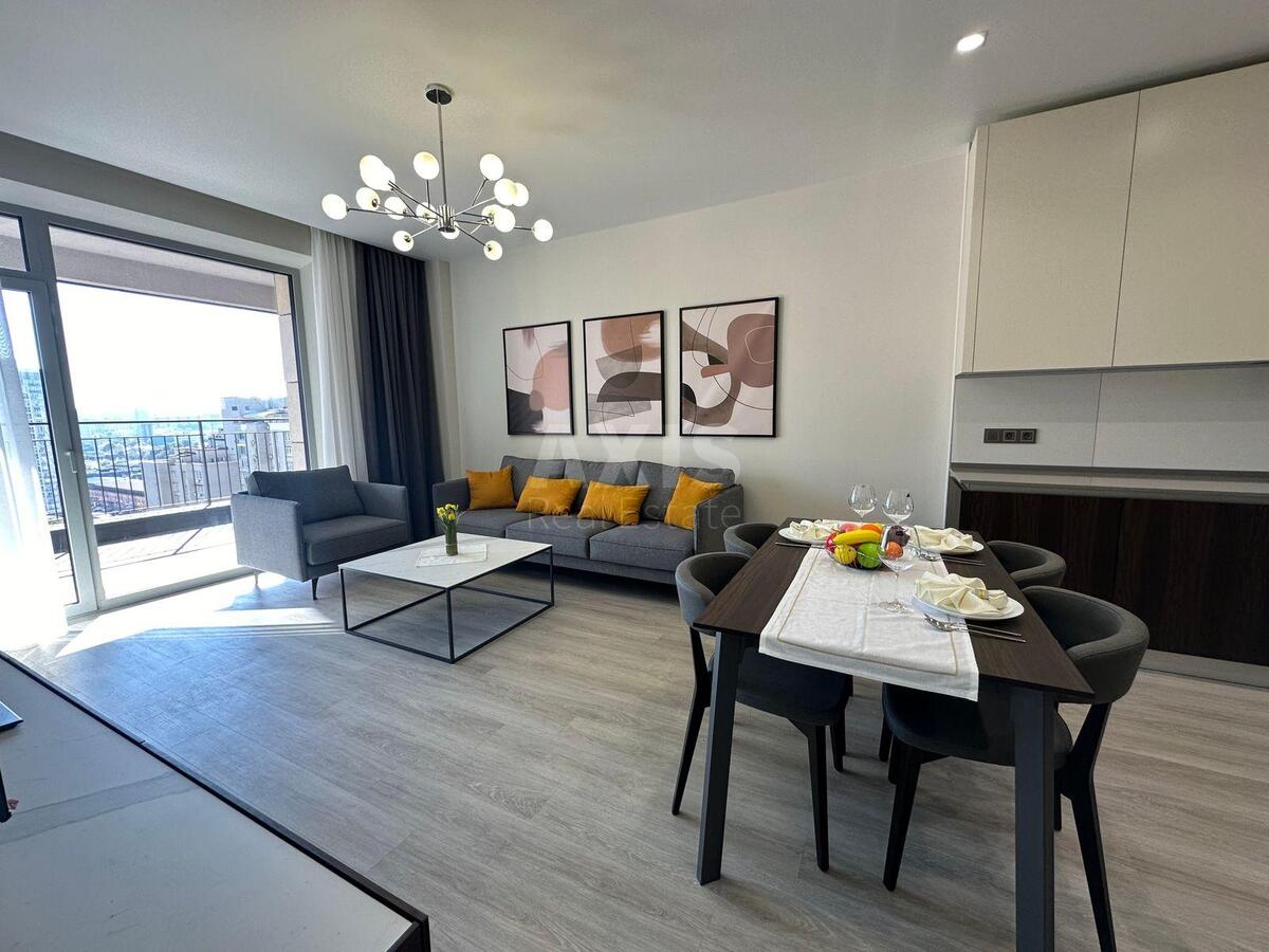 2k apartment vul. Antonovycha 118