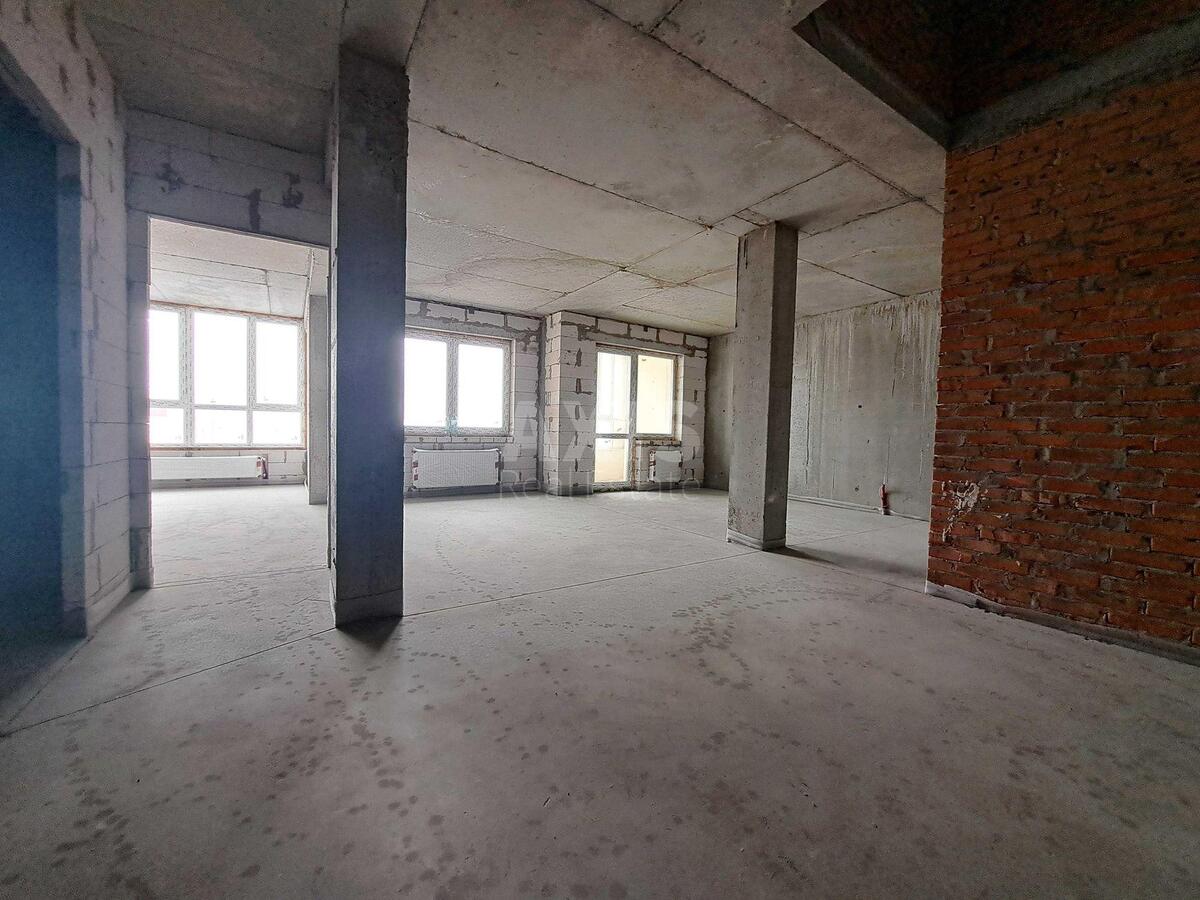 3k apartment vul. Novopol'ova 23