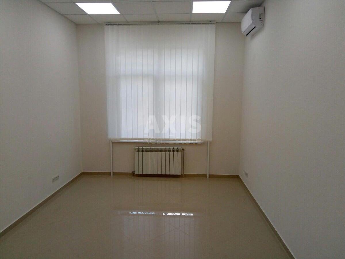 Об'єкт торгівлі пр-т Гагаріна Юрія 5/2, 30м2
