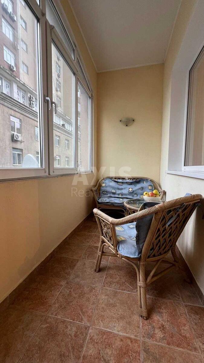 2к квартира ул. Саксаганского 121608329