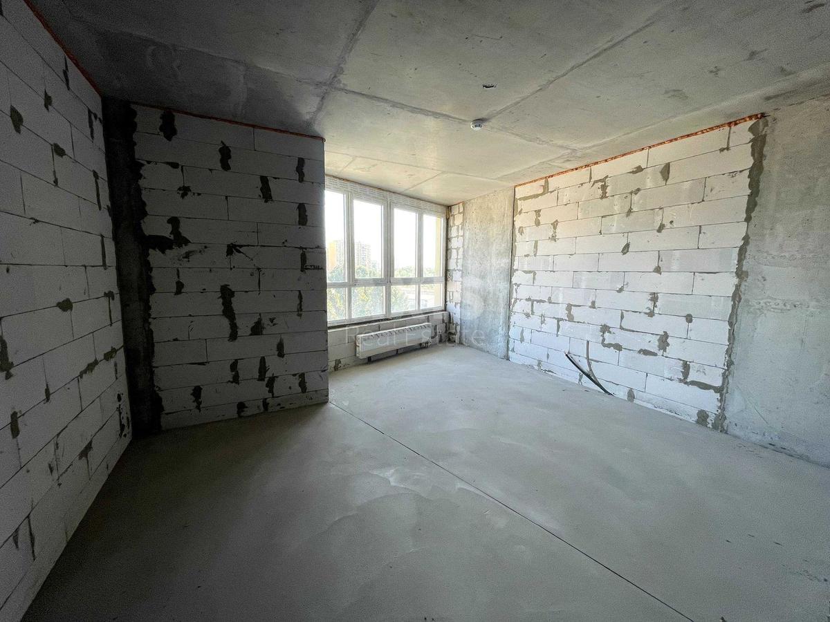1k apartment vul. Myhajla Maksymovycha 320
