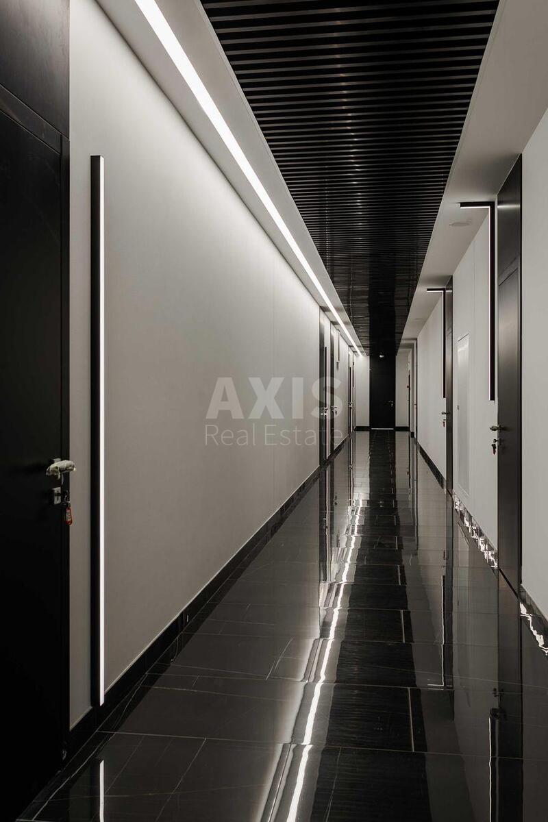 Office pr-t Berestejskij 67, 8500m26119911