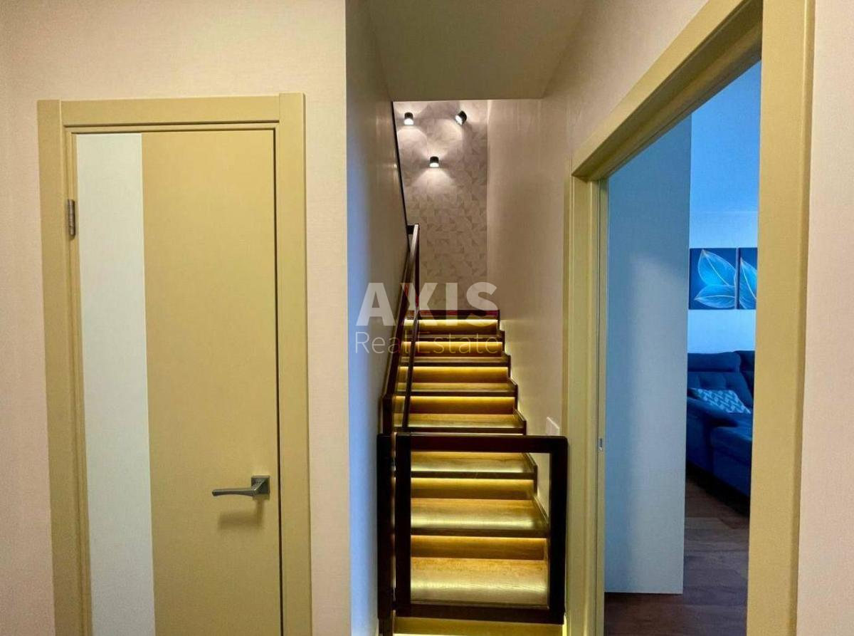 3k apartment vul. Vuzivs'ka 4Г437805