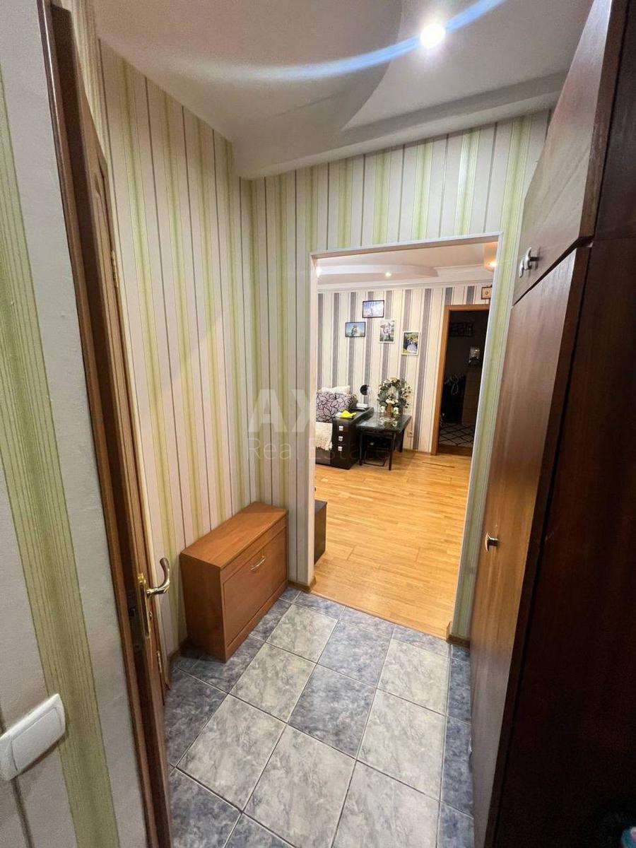 2к квартира ул. Кирилловская 152424756
