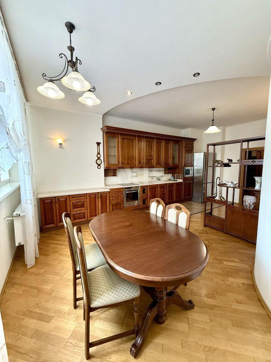 3k apartment vul. Tvers'ka 4572130