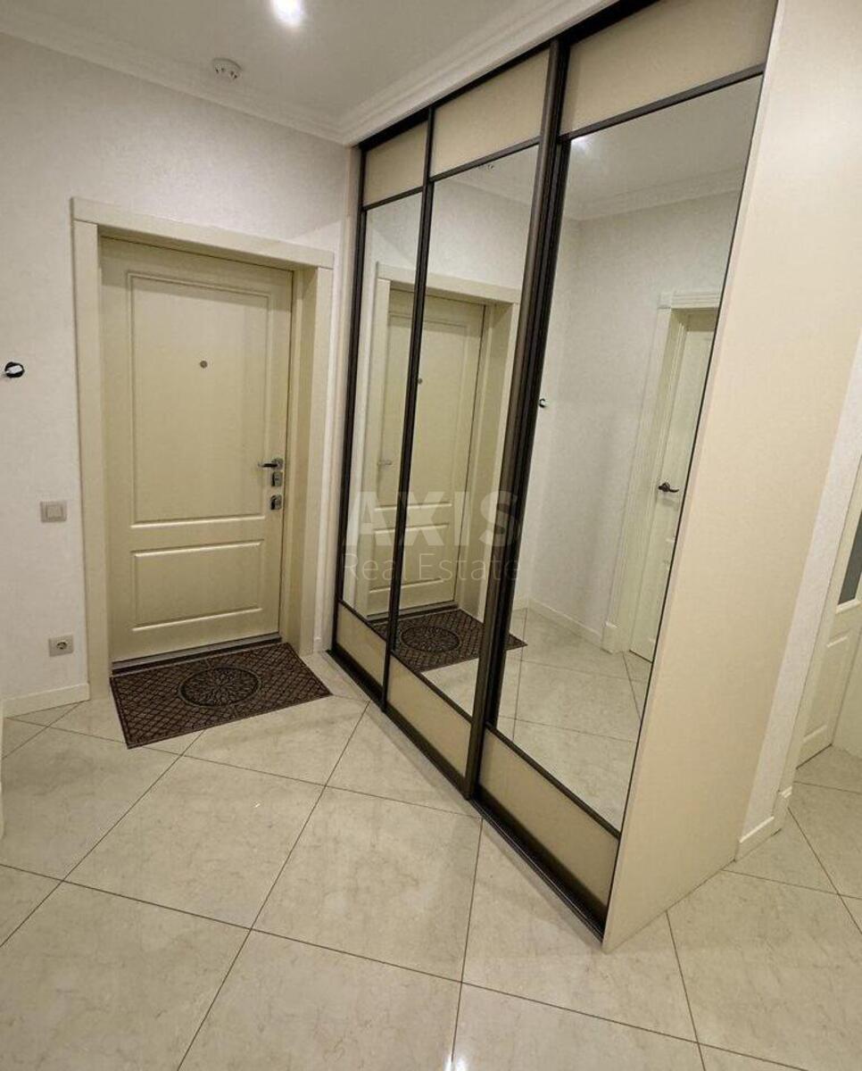 3k apartment vul. Kahovs'ka 62А3
