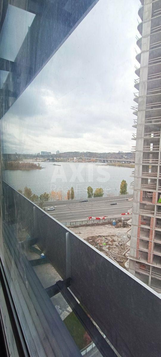 3k apartment nab. Dniprovs'ka 15Д2