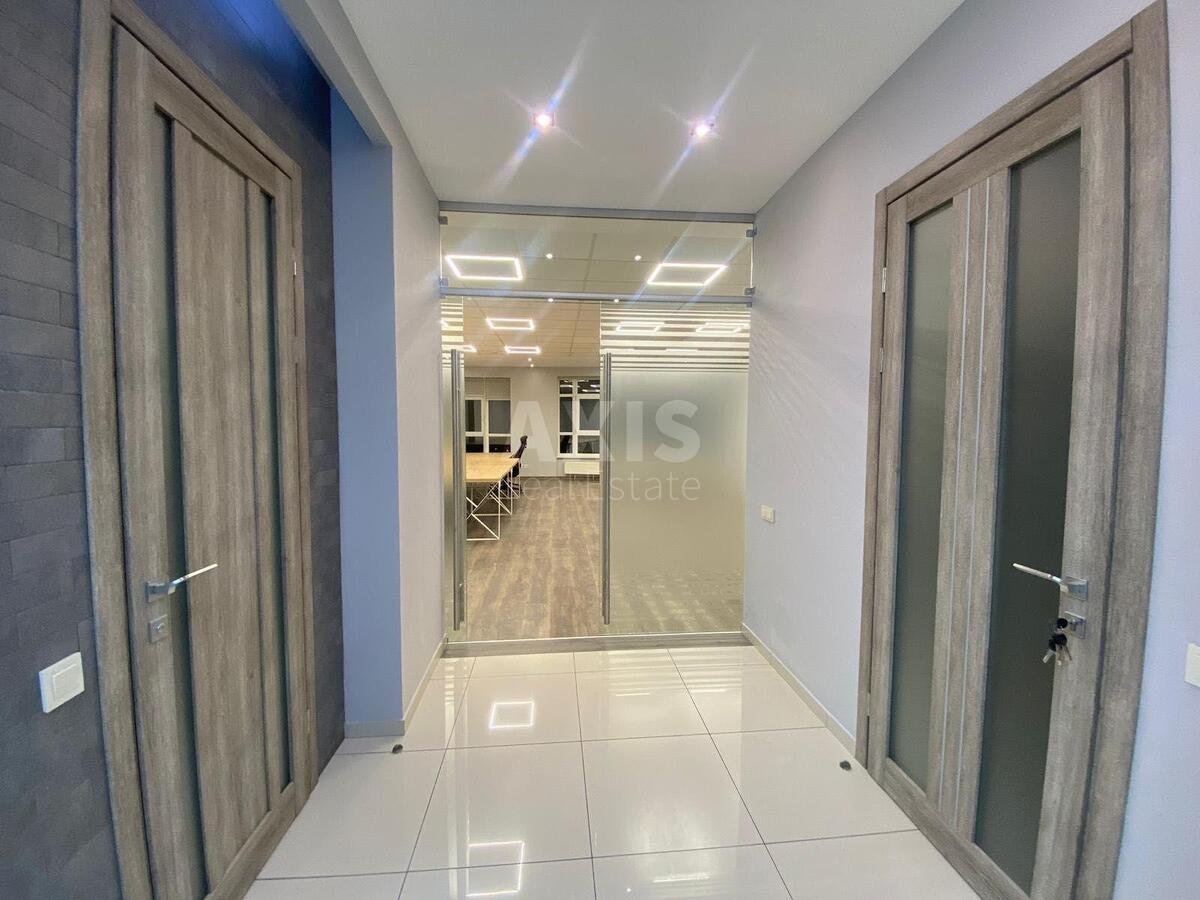 Office uzv. Klovs'kyj 7, 361m2575760