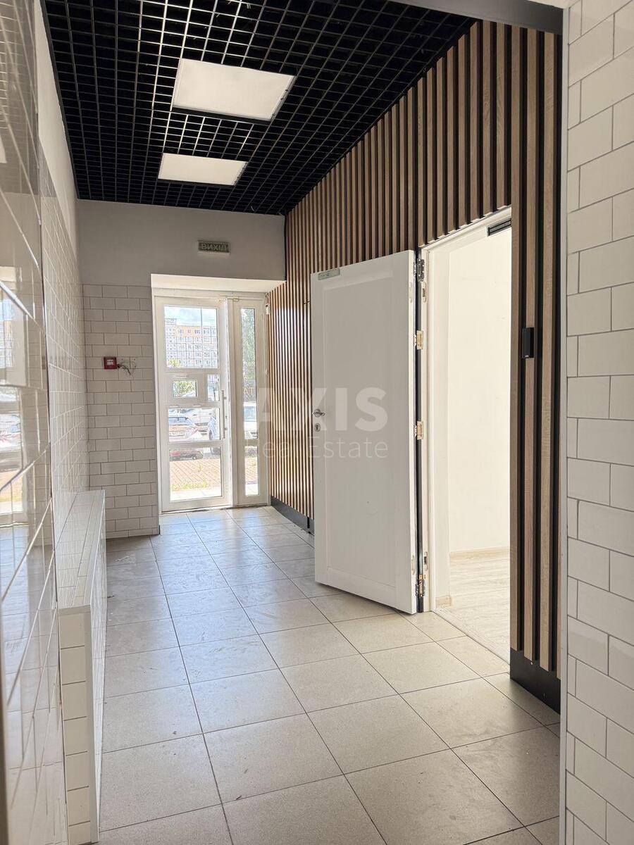 Trade object pr-t Obolons'kyj 28, 40m2