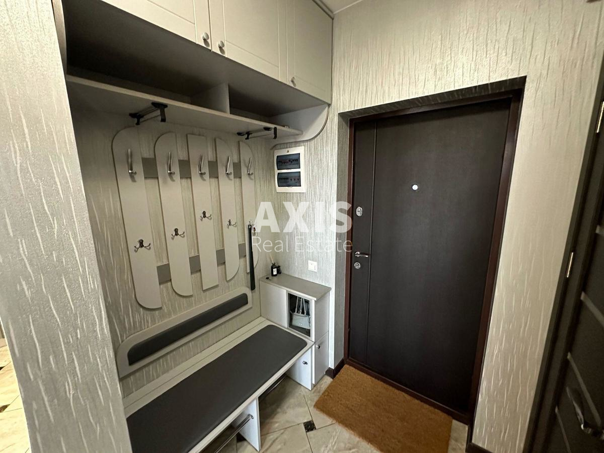 2k apartment nab. Dniprovs'ka 18445795