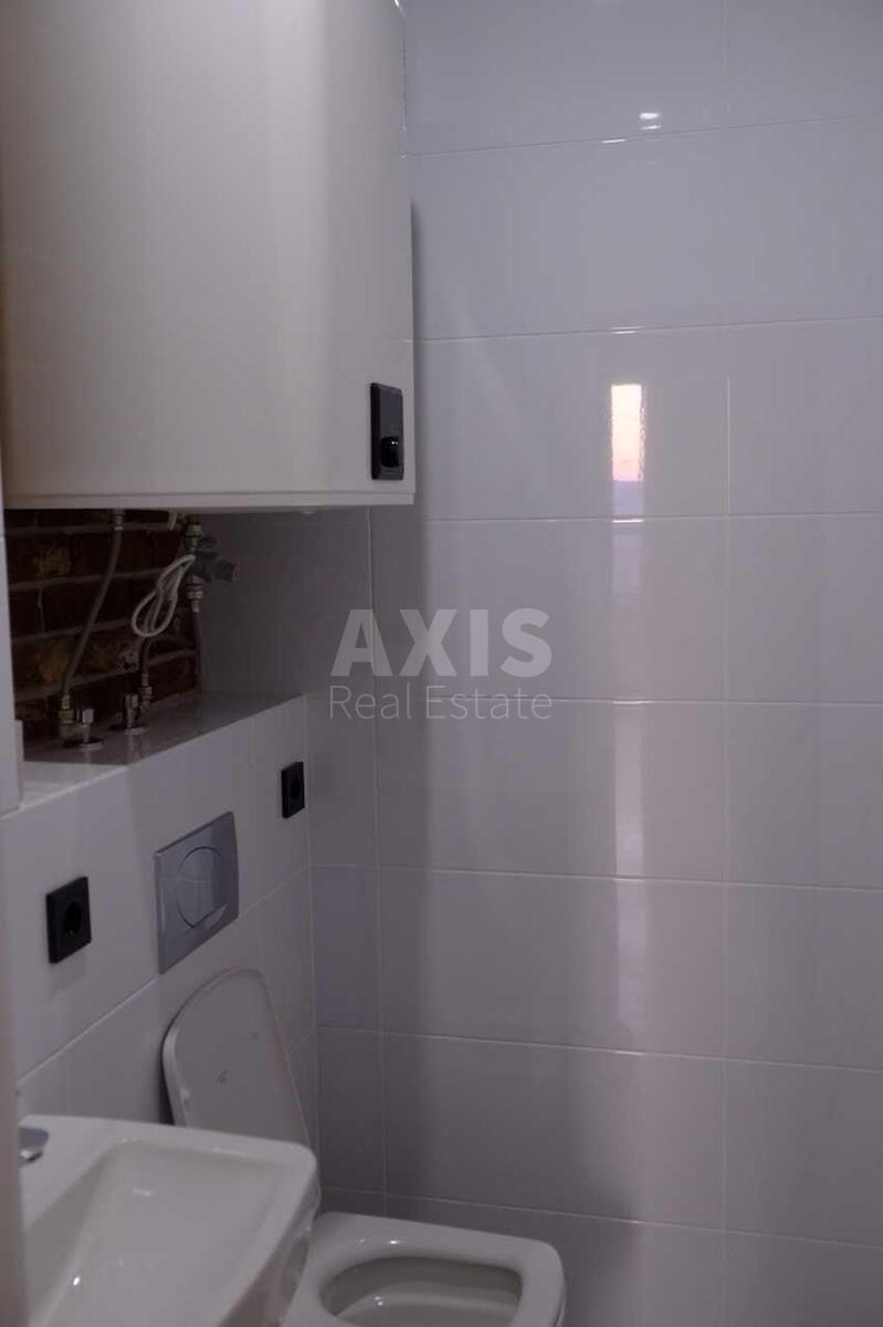 Office vul. Lypkivs'kogo Vasylja Mytropolyta 37В, 71m2594706