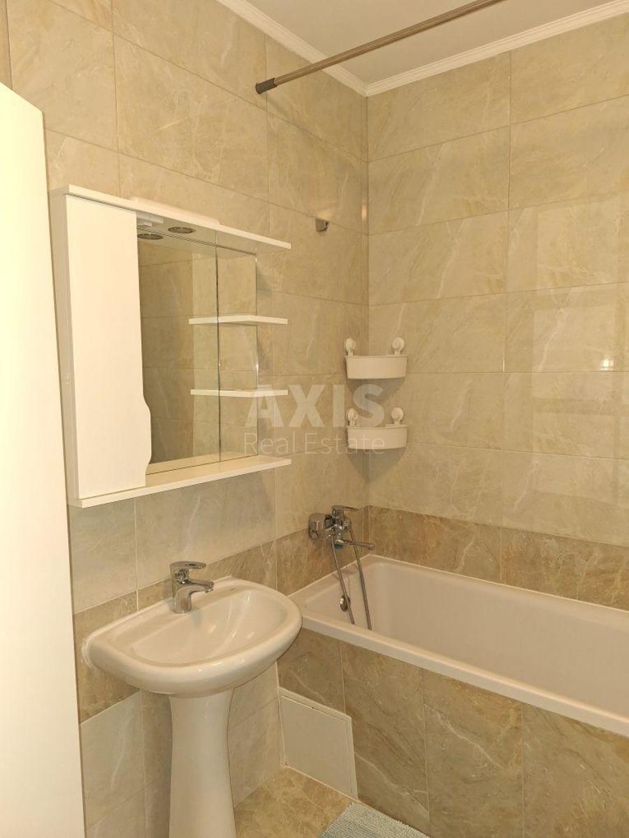 1k apartment vul. Myloslavs'ka 24