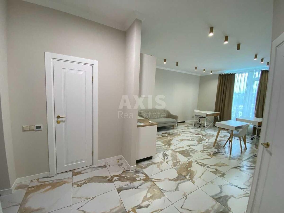 Office vul. Zhyljans'ka 68, 50m23