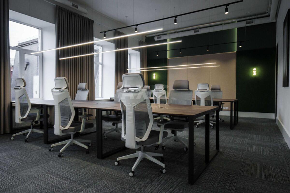 Office vul. Hmel'nyc'kogo Bogdana 51А, 570m2631173