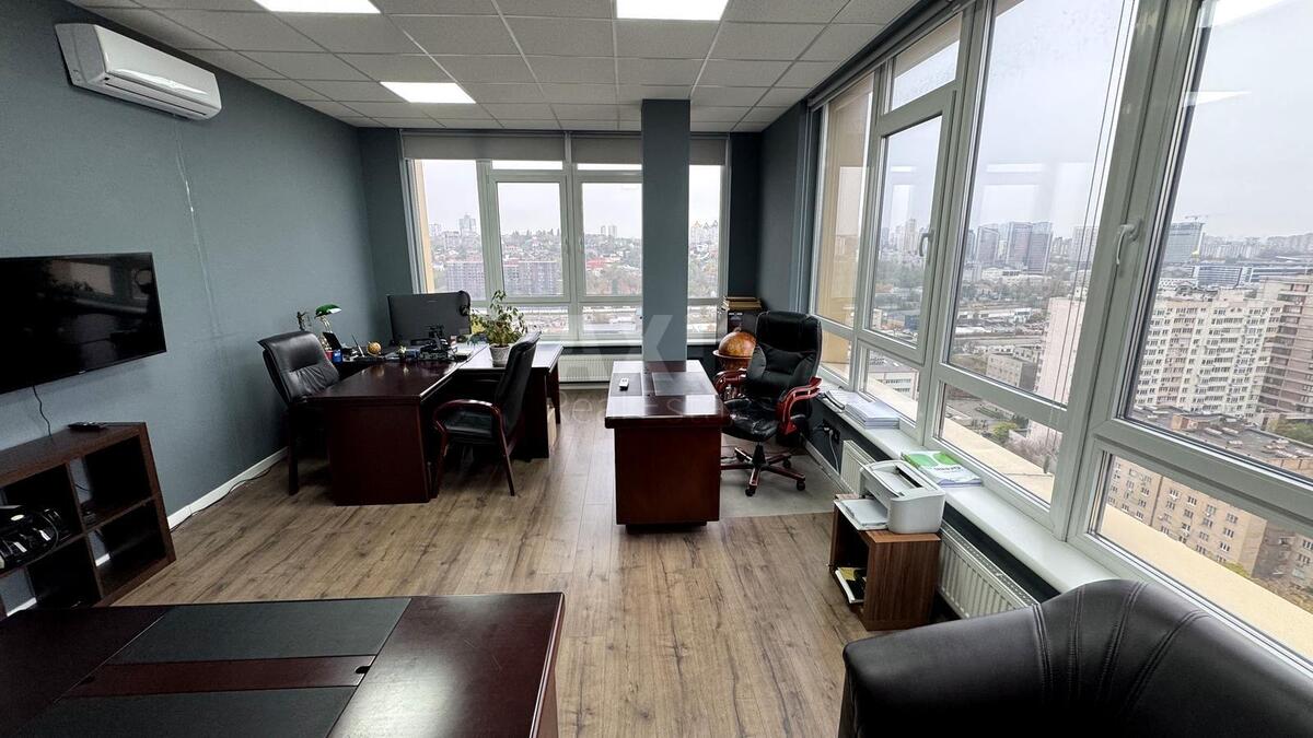 Office vul. Zhyljans'ka 68, 118m263262