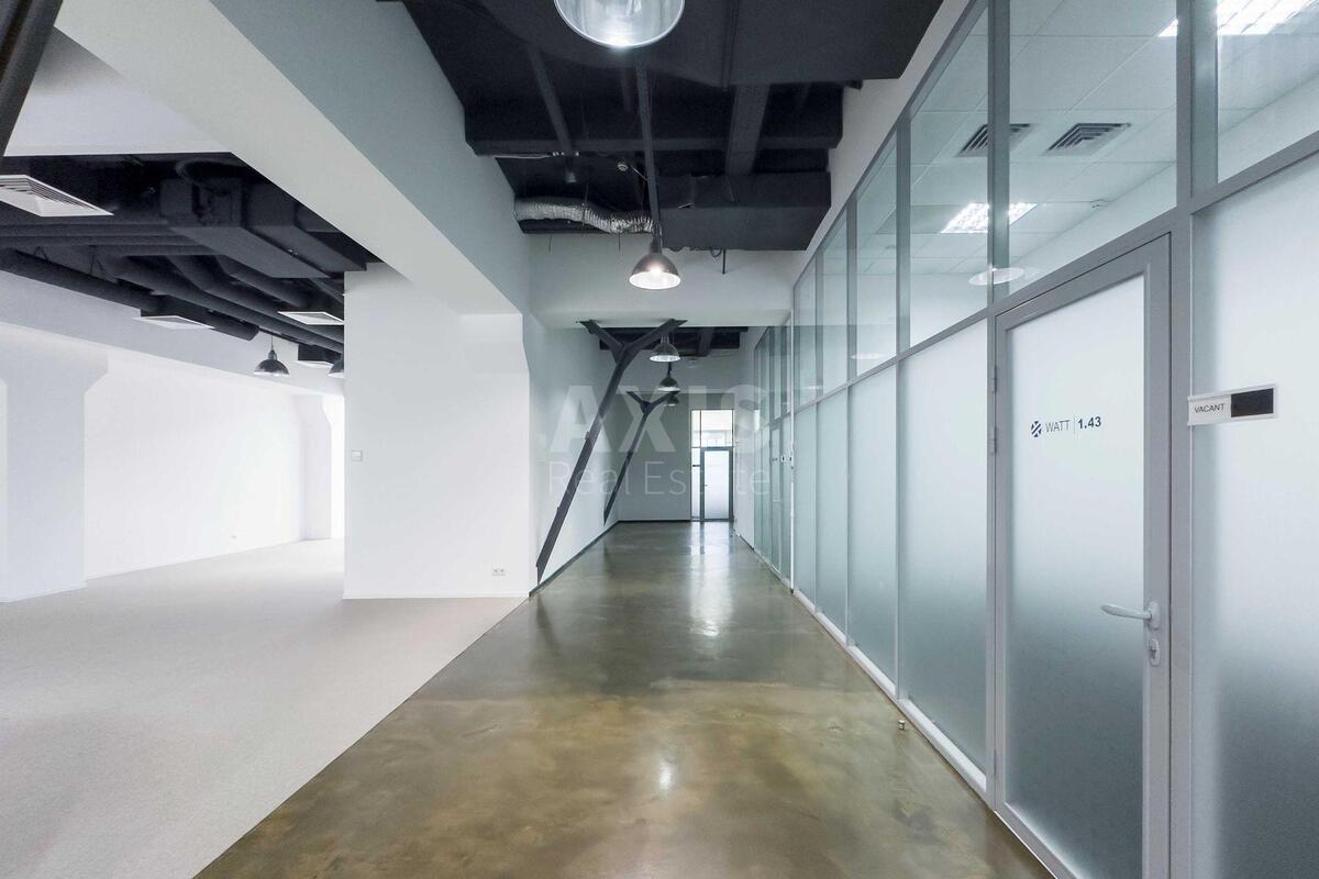 Office vul. Ohtyrs'ka 7, 700m21